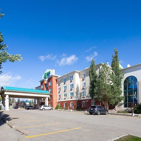 Holiday Inn Express Hotel & Suites Edson By Ihg Zewnętrze zdjęcie