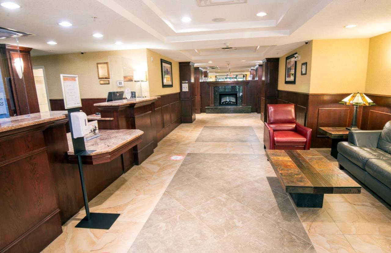 Holiday Inn Express Hotel & Suites Edson By Ihg Zewnętrze zdjęcie