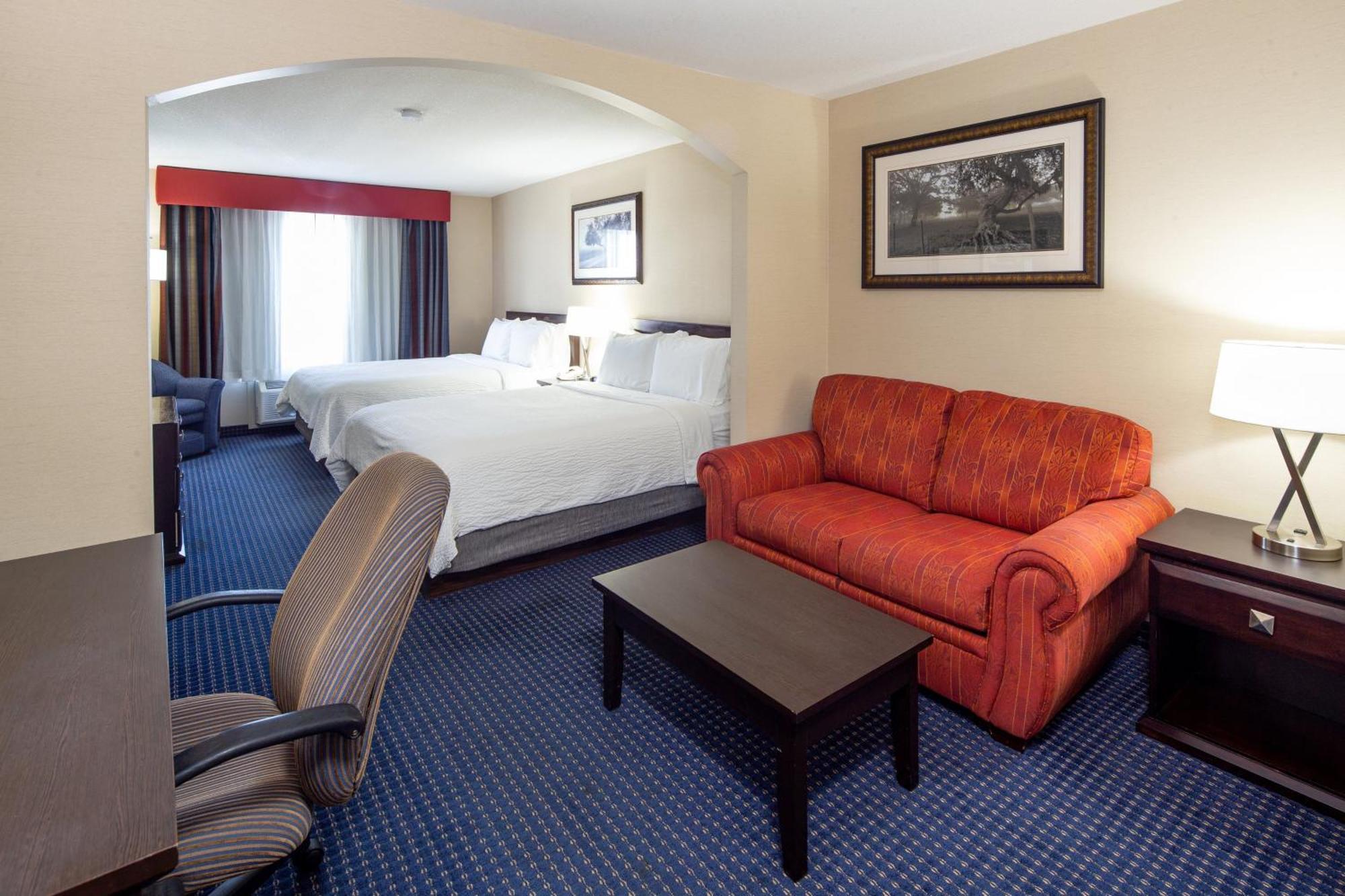 Holiday Inn Express Hotel & Suites Edson By Ihg Zewnętrze zdjęcie