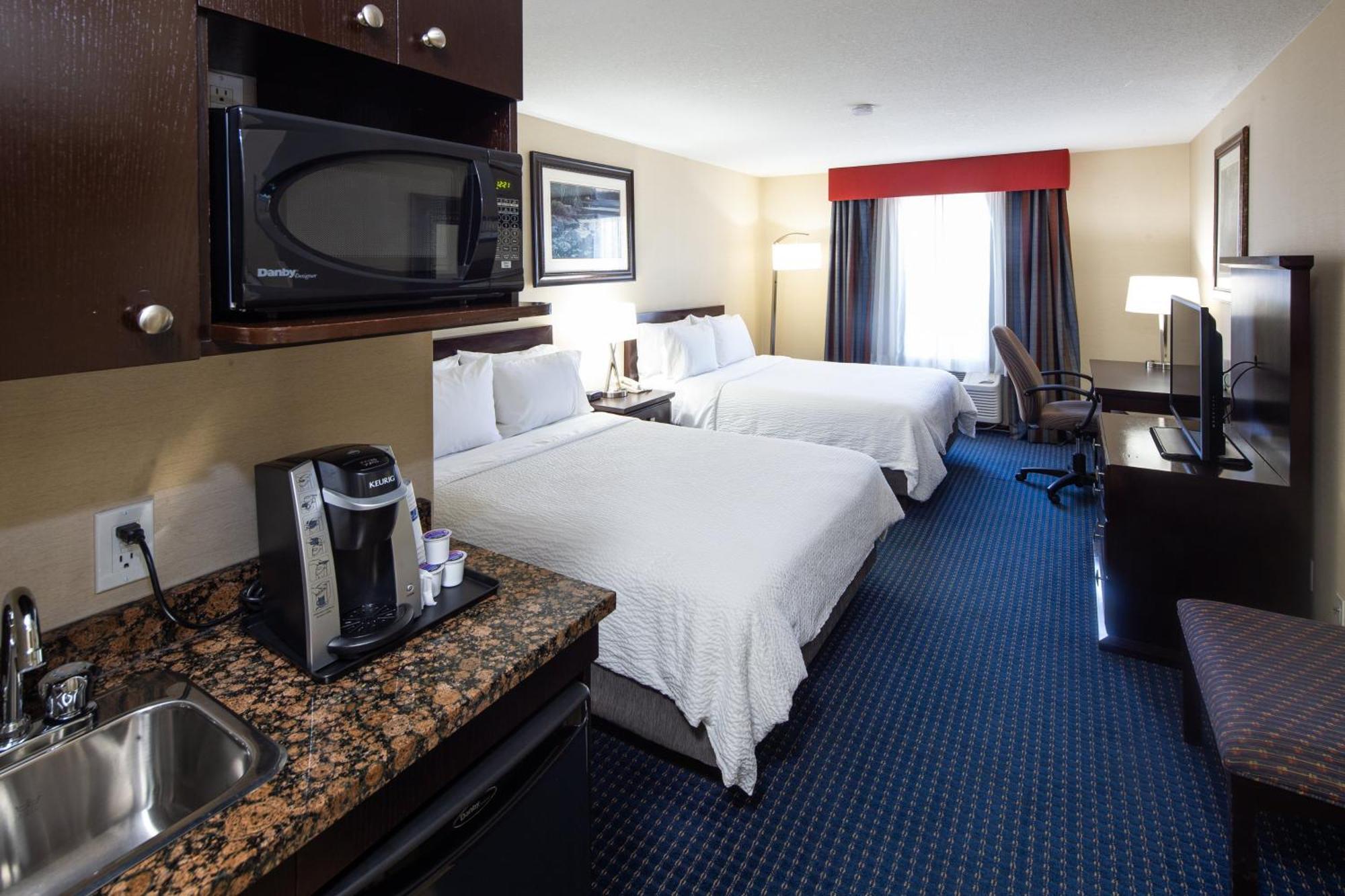 Holiday Inn Express Hotel & Suites Edson By Ihg Zewnętrze zdjęcie