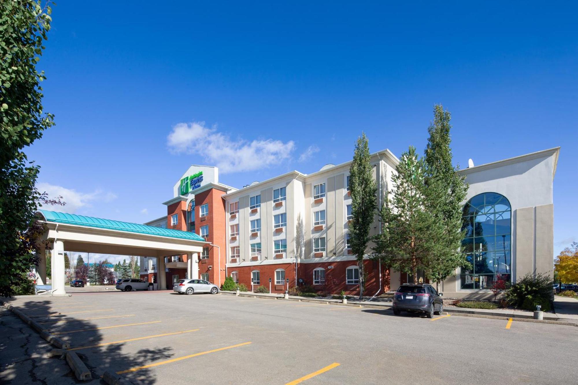 Holiday Inn Express Hotel & Suites Edson By Ihg Zewnętrze zdjęcie