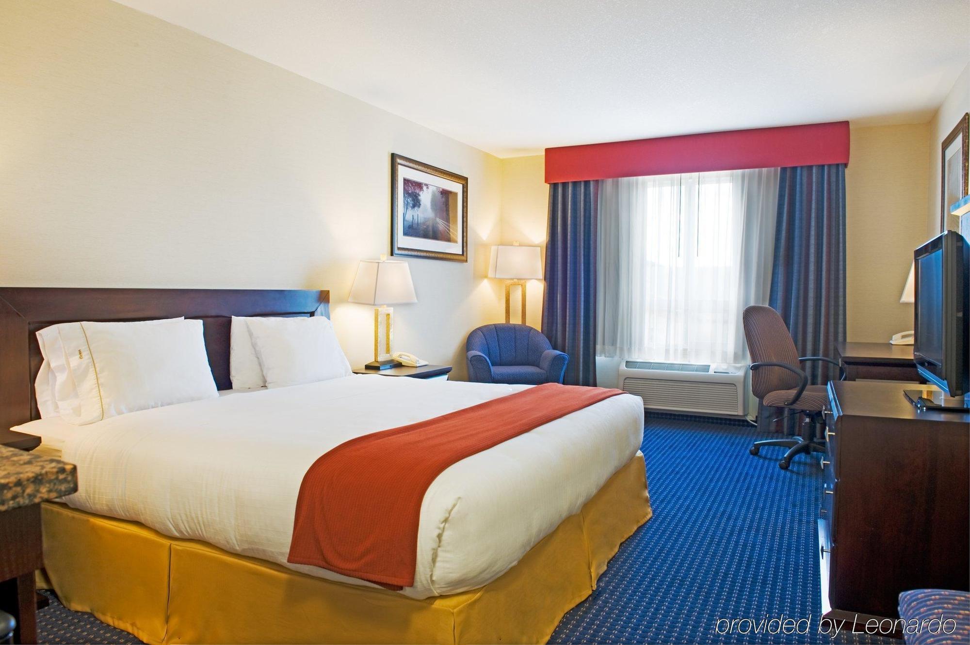 Holiday Inn Express Hotel & Suites Edson, An Ihg Hotel Zewnętrze zdjęcie