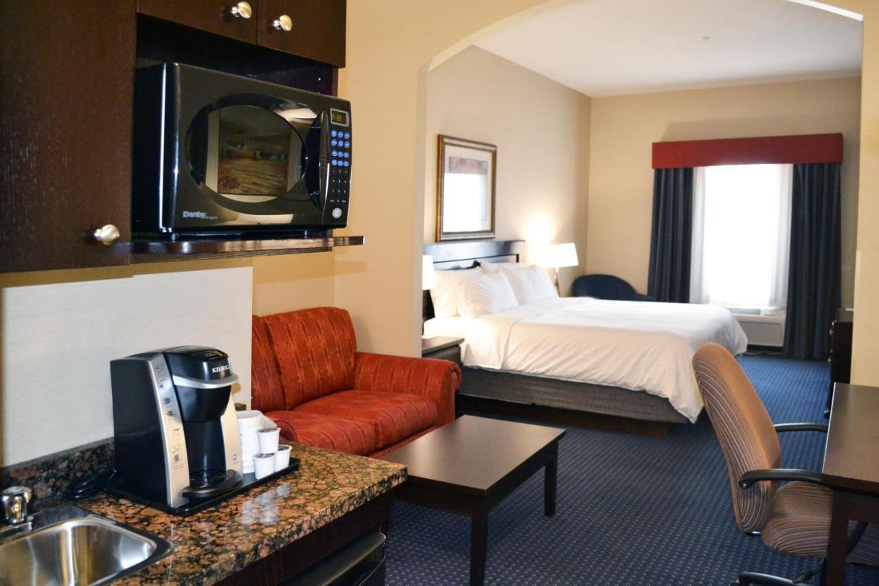 Holiday Inn Express Hotel & Suites Edson By Ihg Zewnętrze zdjęcie